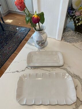 Hearth & Hand NWOT Farm House Pottery Ceramic Serving Trays - Set of 2